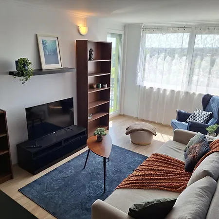 Daire Silver - Cadet -beachfront *