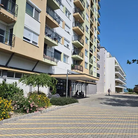 Lägenhet Silver - Cadet -beachfront Siófok